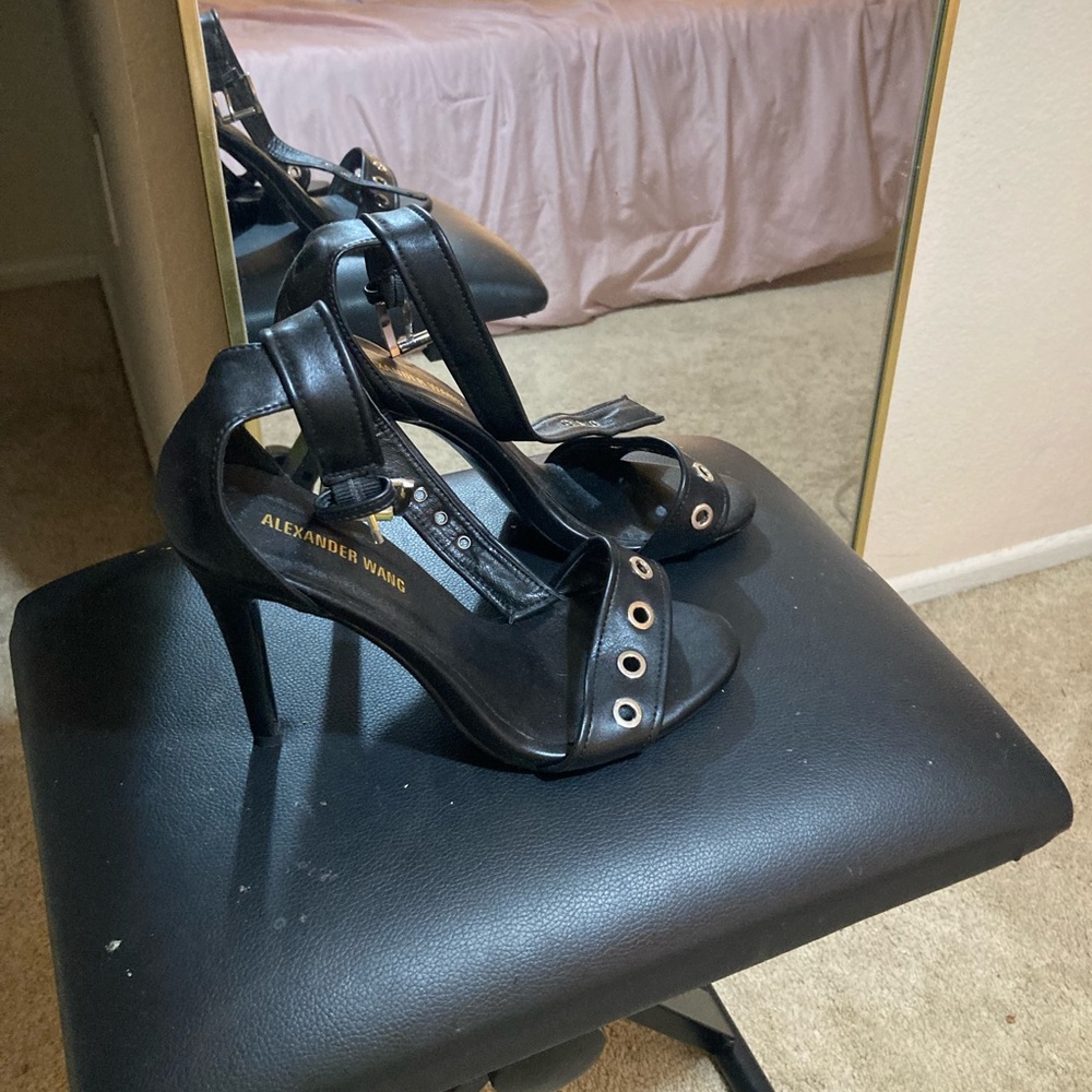 Sexy shoese black size 8